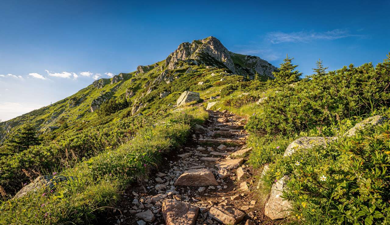 Randonnée : découverte de la tête de Pradieu via le Pas d'Anna Falque