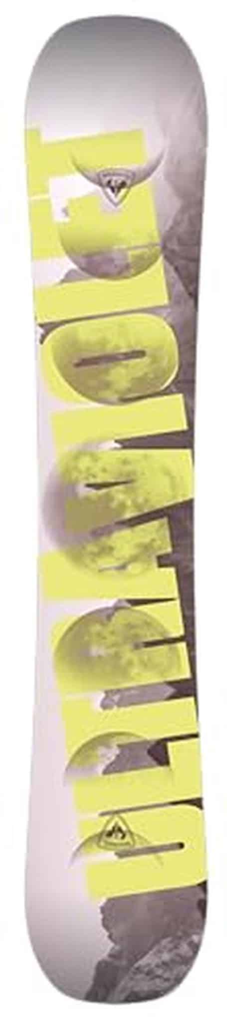 Découvrez notre test complet de la planche Rossignol Ultraviolet noire taille 154 pour femmes : performance, design et avis experts pour un choix éclairé